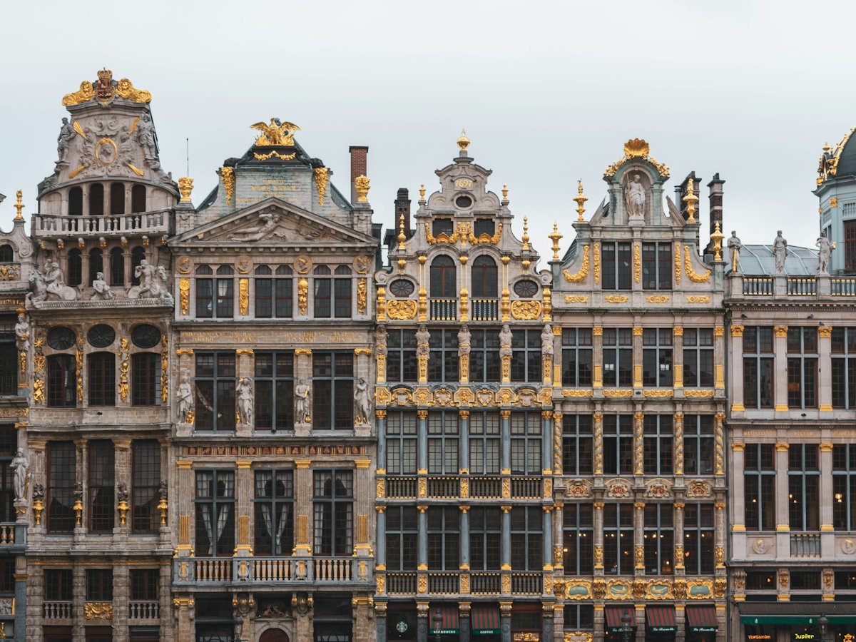 Fațadele aurite din Grand-Place, Bruxelles