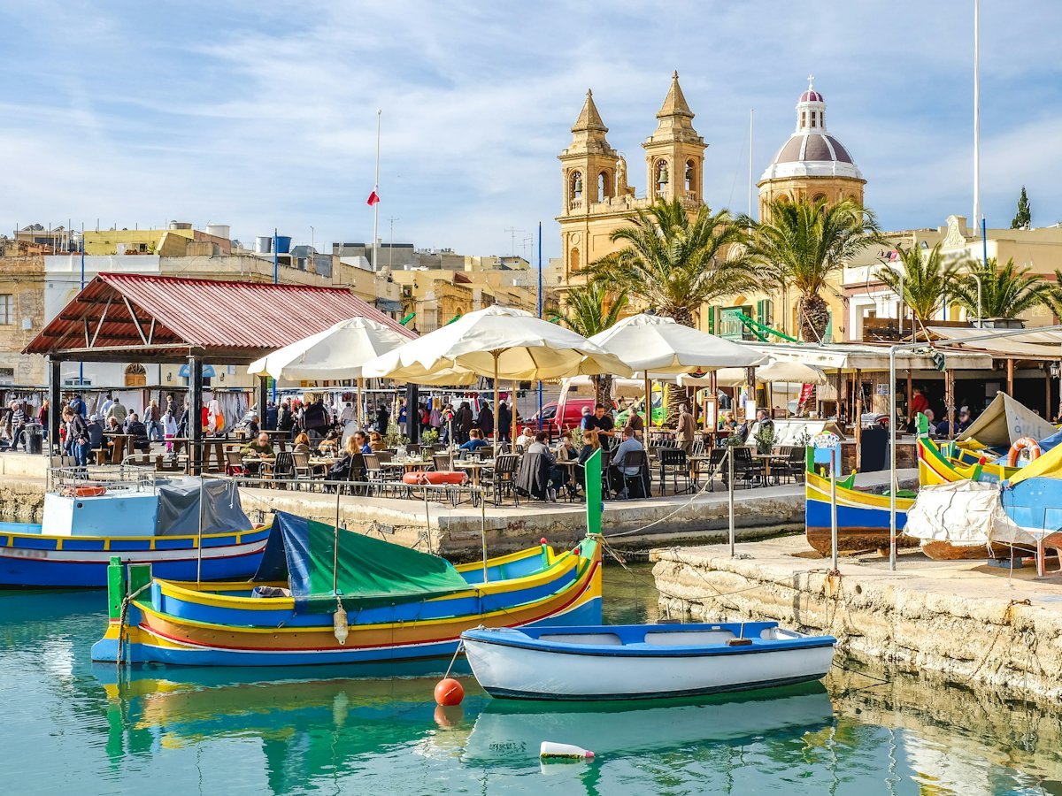 Bărci tradiționale în portul Marsaxlokk, Malta